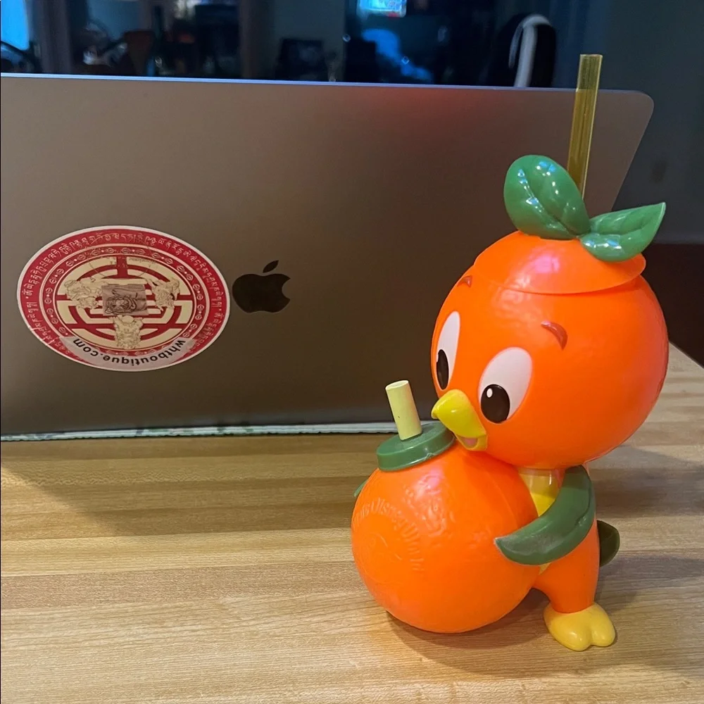 # 0725+ Vibrant Orange Bird Cup with Green Accents - Picture 2 of 8